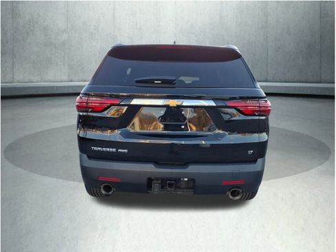 Used 2023 Chevrolet Traverse LT image 25