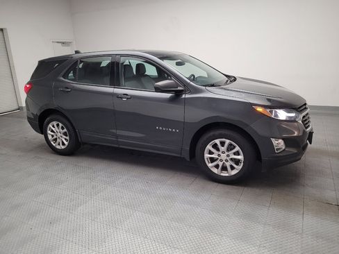 Used 2019 Chevrolet Equinox LS FWD image 11