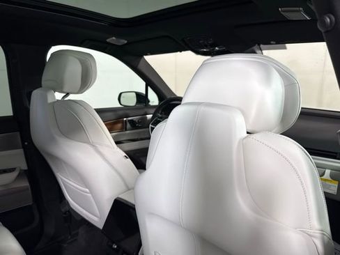 New 2026 Cadillac Vistiq Sport AWD/4WD image 30