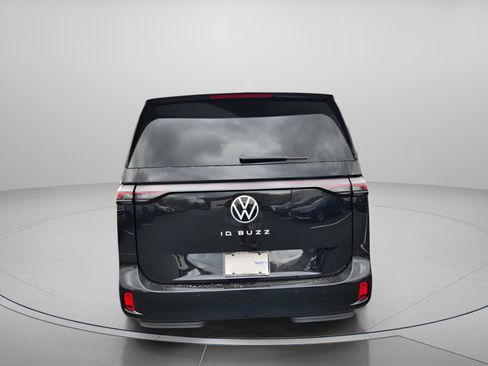 New 2025 Volkswagen ID. Buzz Pro S RWD image 4