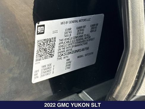 Used 2022 GMC Yukon SLT w/ SLT Luxury Package RWD image 32