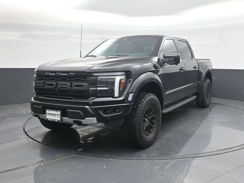 Used 2025 Ford F150 Raptor AWD/4WD image 32