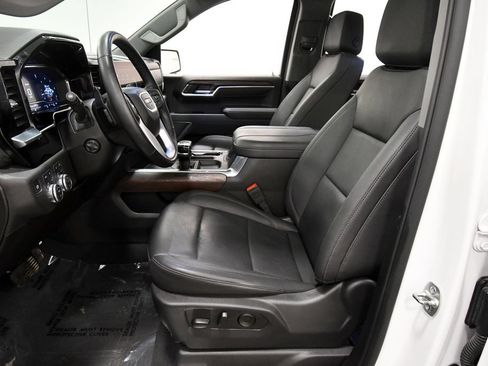 Used 2025 GMC Sierra 1500 SLT w/ SLT Premium Plus Package AWD/4WD image 14