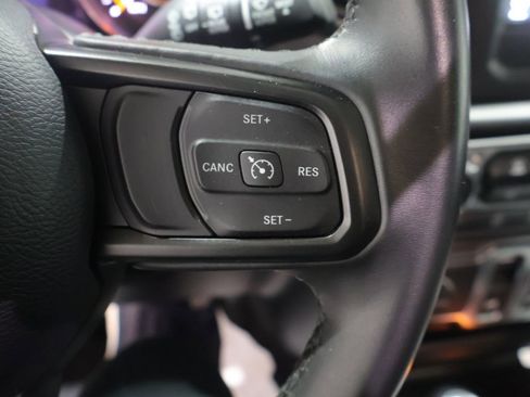 Certified 2022 Jeep Wrangler Sport AWD/4WD image 34
