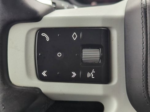 Used 2020 Land Rover Defender 110 HSE image 23