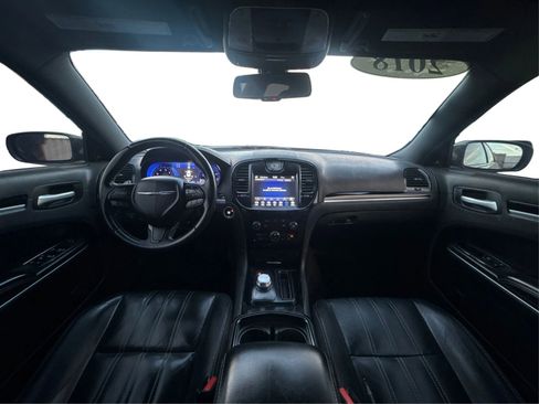 Used 2018 Chrysler 300 S AWD/4WD image 23