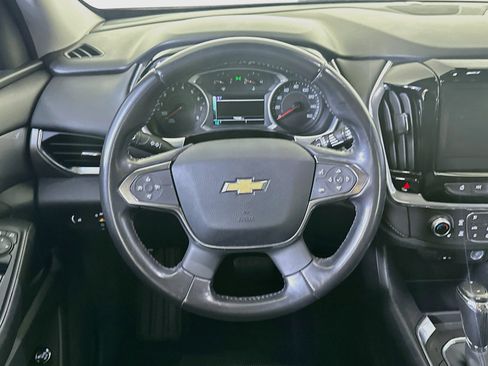 Used 2019 Chevrolet Traverse LT FWD image 18