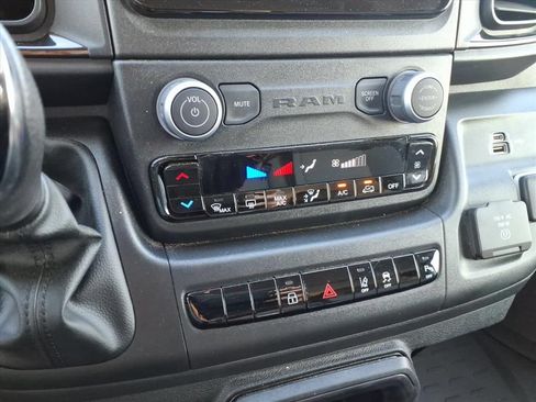 Used 2025 RAM ProMaster 2500 w/ Safety Group FWD image 16