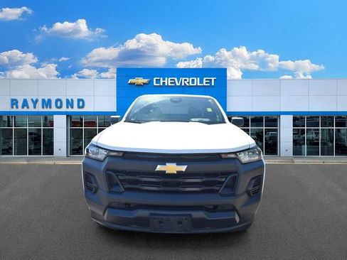 Used 2023 Chevrolet Colorado W/T w/ WT Convenience Package AWD/4WD image 8