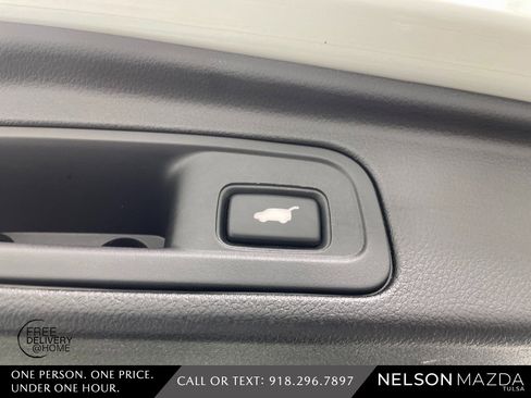 Used 2017 Honda Pilot Touring image 44