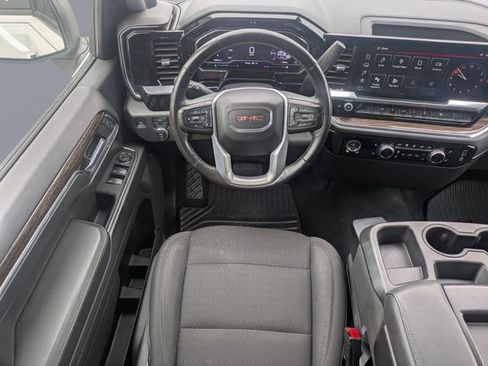 Used 2022 GMC Sierra 1500 Elevation image 16