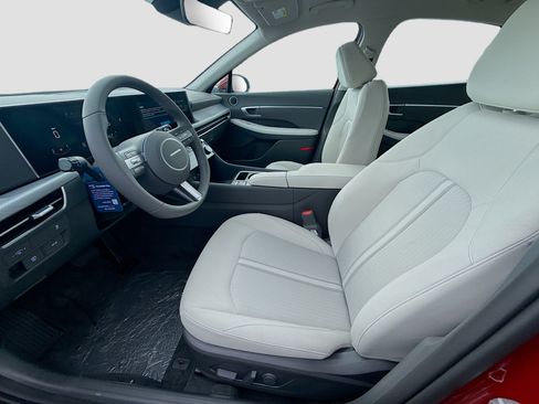 New 2026 Hyundai Sonata SEL FWD image 14