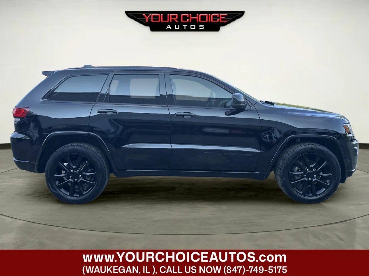 Used 2019 Jeep Grand Cherokee Altitude RWD image 6