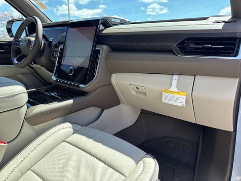 New 2026 GMC Yukon Denali image 48