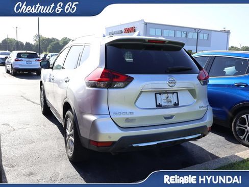 Used 2020 Nissan Rogue SV AWD/4WD image 15