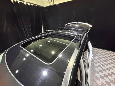 Certified 2024 Nissan Pathfinder Platinum image 33