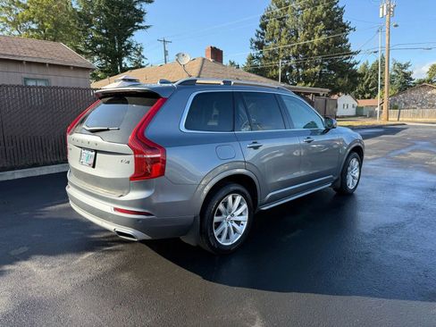 Used 2016 Volvo XC90 T6 Momentum w/ Momentum Plus Package image 5