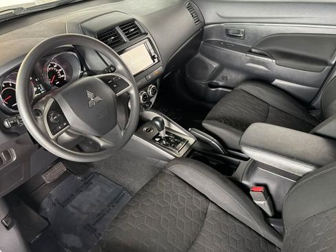 Used 2024 Mitsubishi Outlander Sport ES image 13