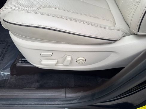 Used 2020 Hyundai Palisade Limited image 12