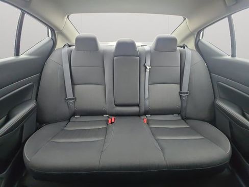 Used 2025 Nissan Altima 2.5 SV FWD image 10