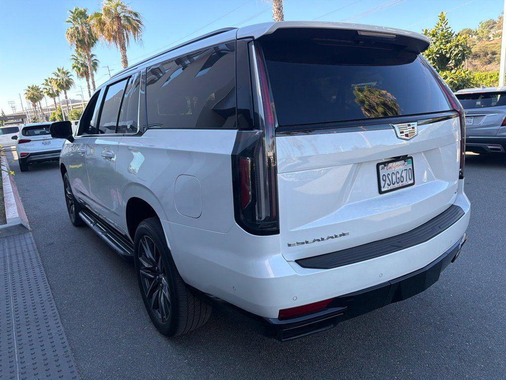 Certified 2024 Cadillac Escalade ESV Sport AWD/4WD image 8