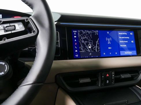 New 2026 Porsche Macan Electric image 13