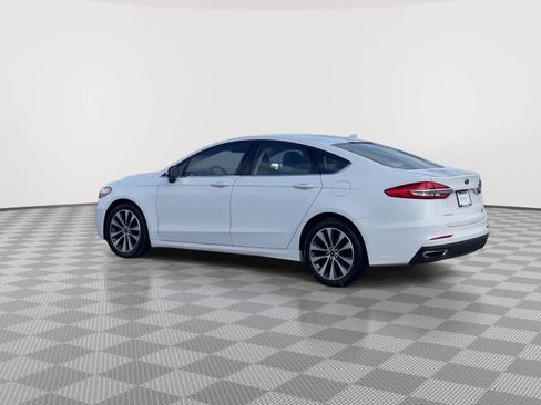 Used 2020 Ford Fusion SE image 6