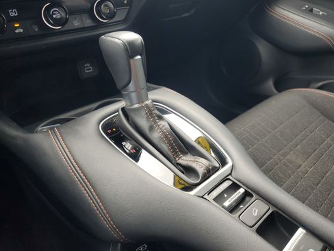 Used 2023 Honda HR-V Sport image 28