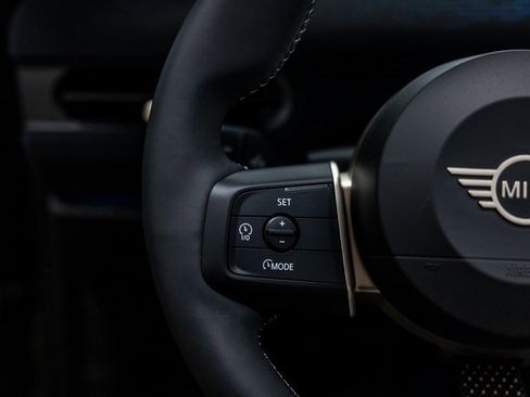 Used 2025 MINI Cooper S image 34