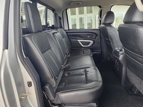 Used 2018 Nissan Titan PRO-4X w/ Pro-4x Convenience Package image 17