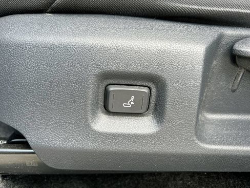 Used 2024 Toyota Tacoma SR w/ SR Upgrade Package RWD image 12
