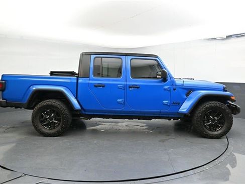 Used 2023 Jeep Gladiator Sport image 15