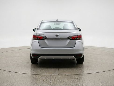 Used 2025 Nissan Versa SV FWD image 7