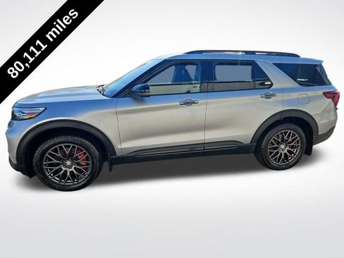 Used 2022 Ford Explorer ST w/ ST Street Pack image 3