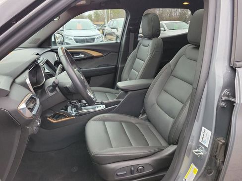 Used 2023 Chevrolet TrailBlazer ACTIV w/ Sun and Liftgate Package image 8