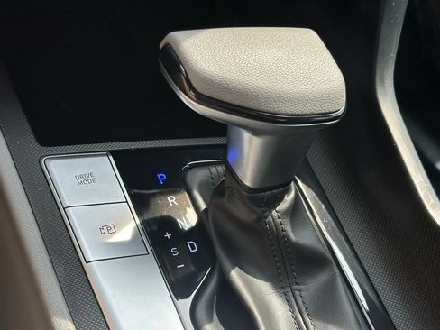 Certified 2023 Hyundai Elantra SEL FWD image 18
