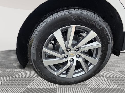 Used 2024 Chevrolet Equinox Premier image 24