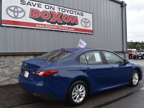 Certified 2025 Toyota Camry LE w/ Convenience Package AWD/4WD image 5
