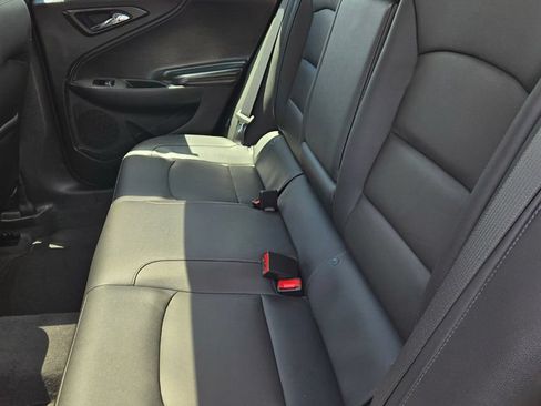 Used 2019 Chevrolet Malibu LT w/ Leather Package FWD image 41
