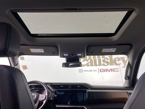 Certified 2023 GMC Sierra 1500 Denali image 21