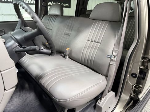 Used 1999 Chevrolet Suburban 2WD image 16