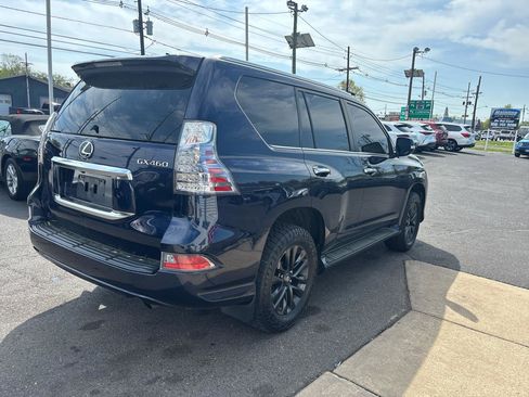 Used 2021 Lexus GX 460 Premium w/ Premium Package image 7