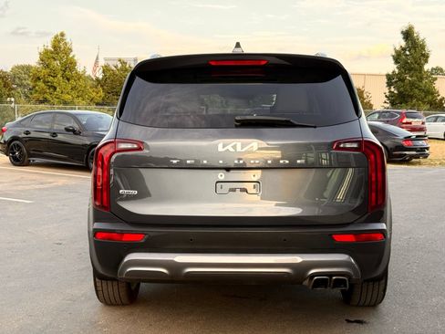 Used 2022 Kia Telluride S AWD/4WD image 10