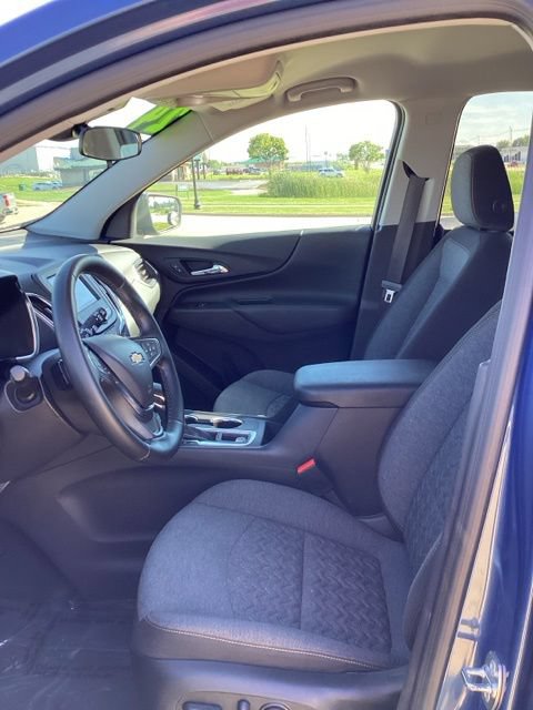 Used 2024 Chevrolet Equinox LT AWD/4WD image 9