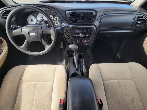 Used 2005 Chevrolet TrailBlazer LS w/ LS Preferred Equipment Group AWD/4WD image 21