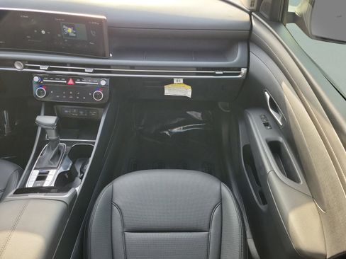 Used 2025 Hyundai Tucson SEL image 11