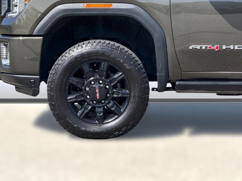 Used 2023 GMC Sierra 2500 AT4 w/ AT4 Premium Plus Package AWD/4WD image 11