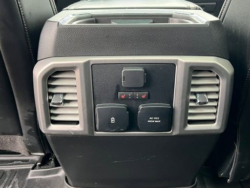 Used 2018 Ford F150 Platinum w/ Equipment Group 701A Luxury image 45