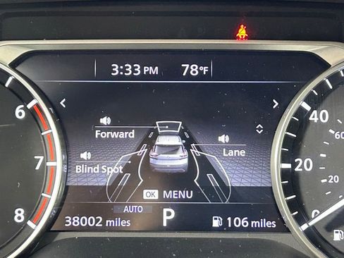 Used 2022 Nissan Rogue SV w/ SV Premium Package image 24