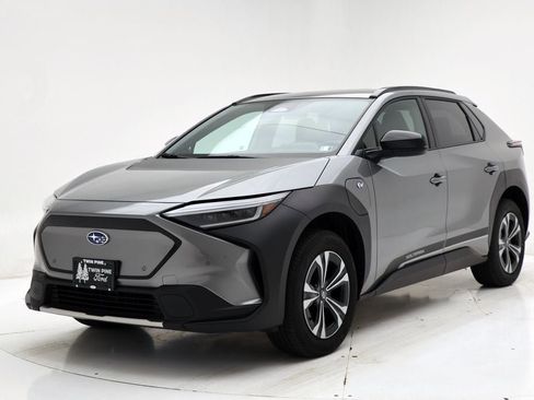 Used 2024 Subaru Solterra Premium image 2